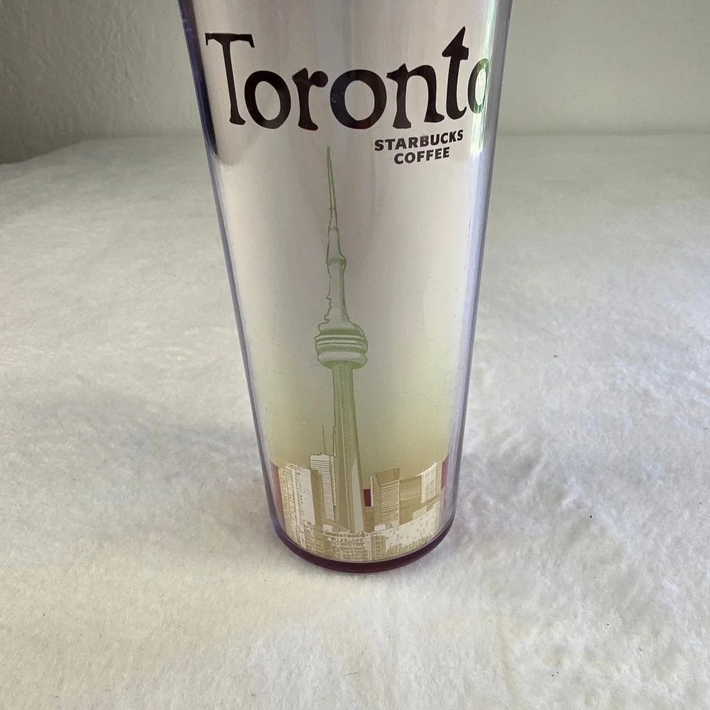 Starbucks Toronto Skyline Global Icon Series Travel Tumbler Mug 12oz 2009 Maroon